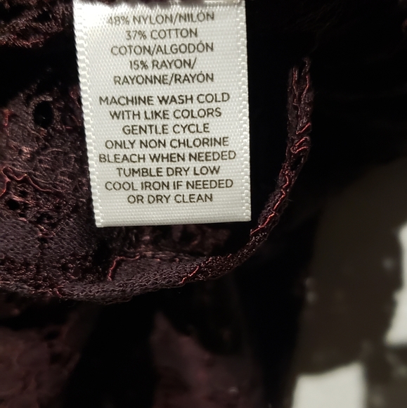 Loft plum sheer lace top size large. - Picture 10 of 10